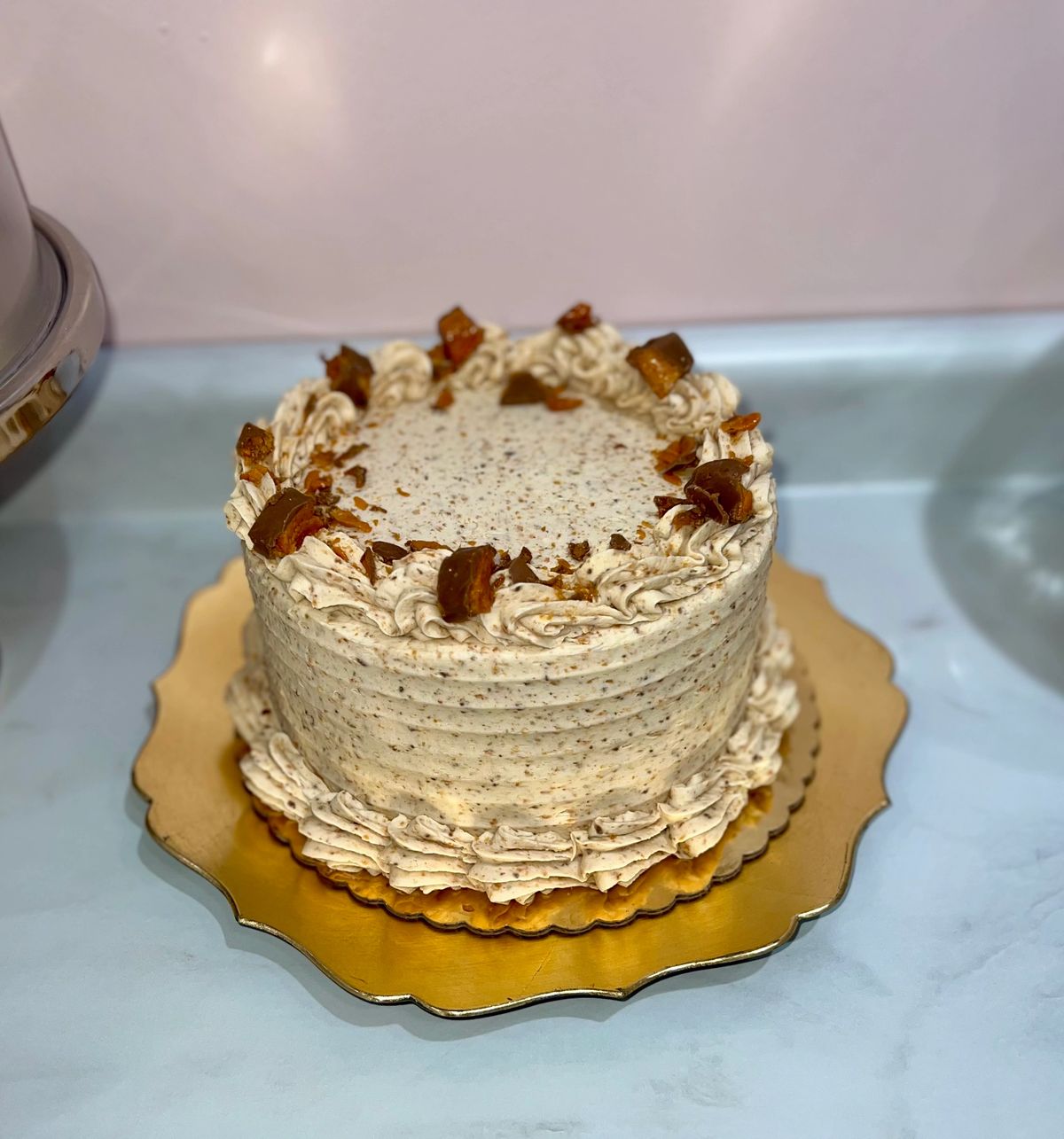 Butterfinger buttercream cake by Becca Bakes Owensboro